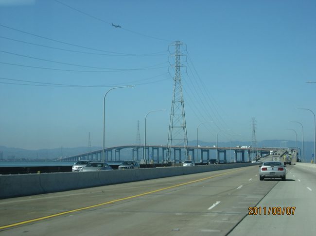 米国は普通フリーですが、見える橋は有料なのは分かっているのですが飛行機に乗り遅れるくらいなら高々10ドルくらい