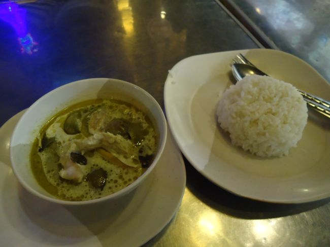 <br />グリーンカレーにしてみました。<br /><br />４０Bです。