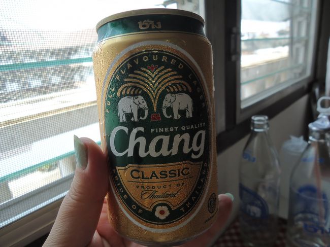 <br />部屋に戻りシャワーを浴びて<br /><br />ビールです(^-^)