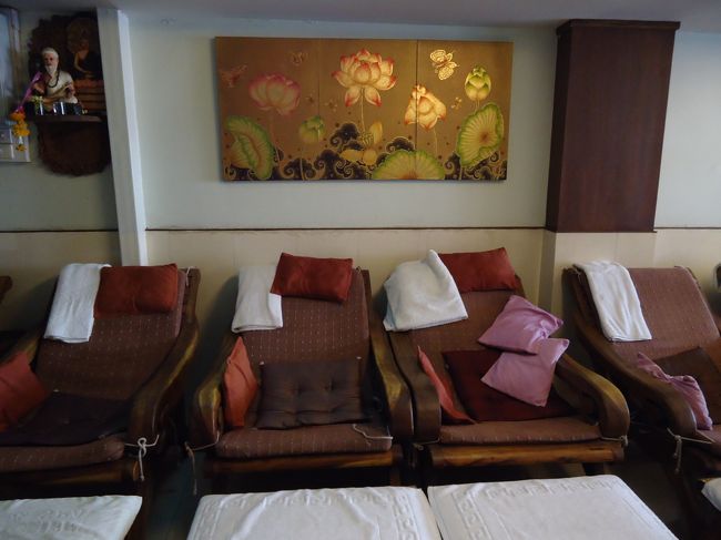 <br />マッサージ<br /><br />１５０Bです(*≧∀≦*)<br /><br />今回ここのマッサージの人が一番よかったなァ〜