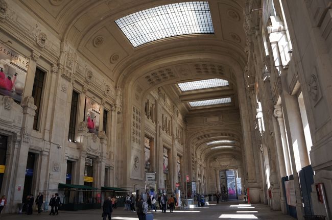 立派な駅だねぇー。