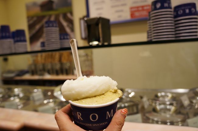 流行りのナヴィリオら辺に行きたかったけど、パッキングもあるし今回は断念。。<br />おとなしくジェラート食べてホテルに戻りましょ。<br /><br />“ＧＲＯＭ”<br />今人気のジェラート屋さんで、日本にも出店してるよね。<br />リモーネ×ピスタチオ。<br />うまっ！！！