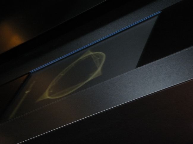 メートル表示を見てるのも面白いです。<br /><br />三角形がだんだん円になっていきます。