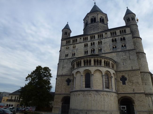 ニヴェルの聖ゲルトルード参事会教会です。