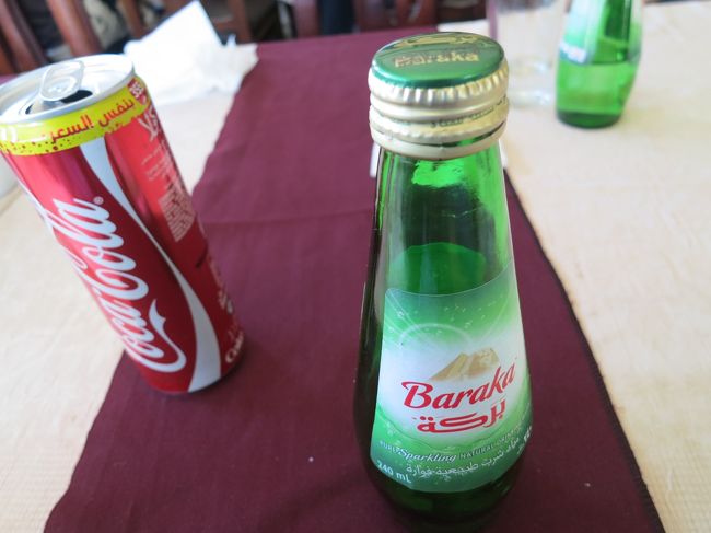 結局4$だったか5$のコーラを飲む自分がいる