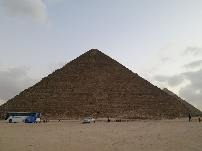クフ王のピラミッド