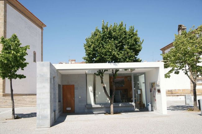 バスの時間が近くなってきたので、荷物を受け取って昨日教えてもらったバス停へ。 <br /><br />