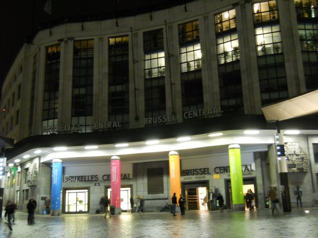 ブリュッセルに戻ってチョコレート散策を。