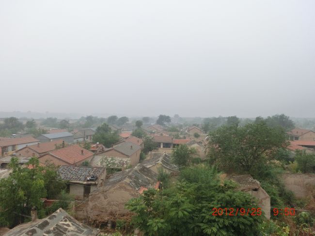 周囲が二キロ、３０分くらいで一周出来た <br /><br />壁が新品になるとどうも中味までつまらなくなる <br /><br />