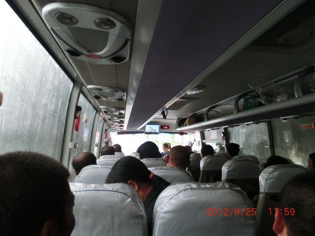 ほぼ満席 <br /><br />私のあとそれでも二人くらい乗って来た <br /><br />