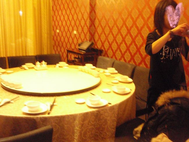 私たち以外お客はいない個室！<br />なぜか、貸切状態！<br />とりあえず撮りまくる♪♪