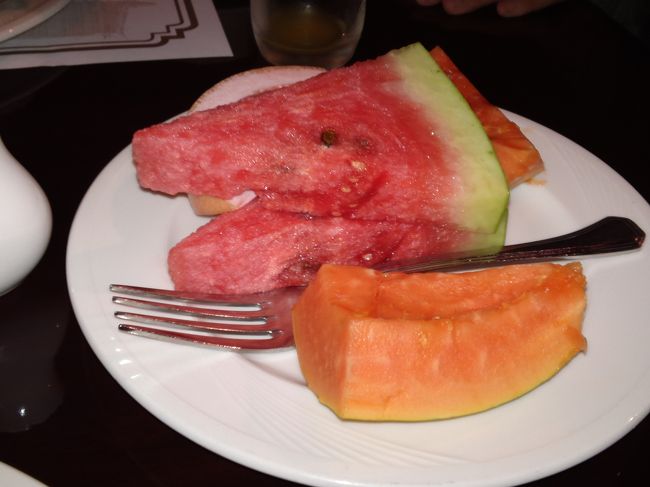 フルーツ♪<br />生パパイヤ初めて食べました！