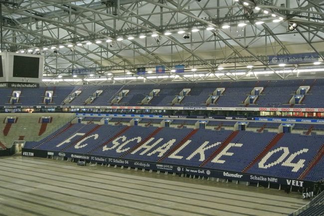 2012 ドイツ ヴェルティンス アレーナ 練習場 シャルケファンショップ その他の都市 ドイツ の旅行記 ブログ By Hiro さん フォートラベル 2012 ドイツ ヴェルティンス アレーナ 練習場 シャルケファンショップ その他の都市 ドイツ の旅行記 ブログ By Hiro さん フォートラベル