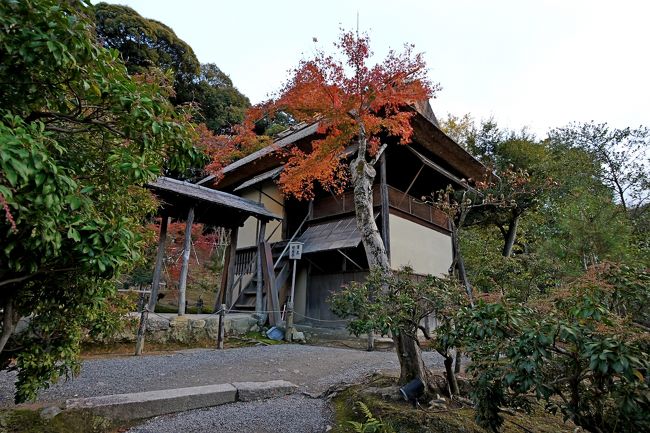 時雨亭　傘亭とは土間廊下でつながっている