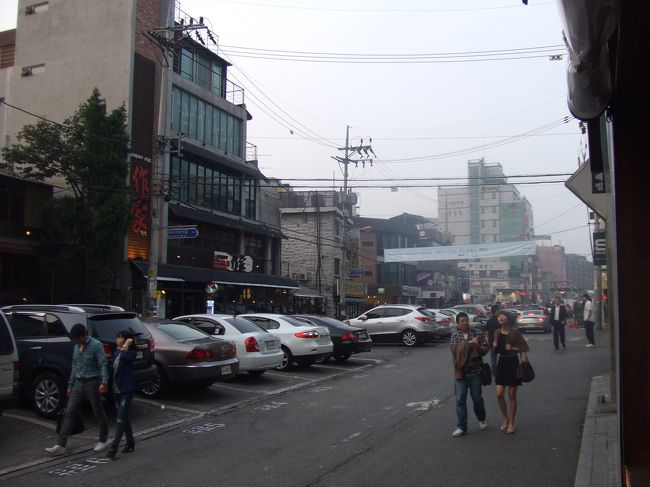 弘大へ移動。<br />可愛いお店がたくさん(*´`)<br />アクセサリーや文房具をGETしました(*^∀^*)