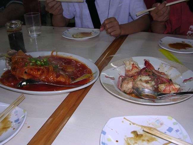 ネタを選ぶと、オススメの方法で調理してくれます。ちょっと高めですが、まあまあのお味で満足です。