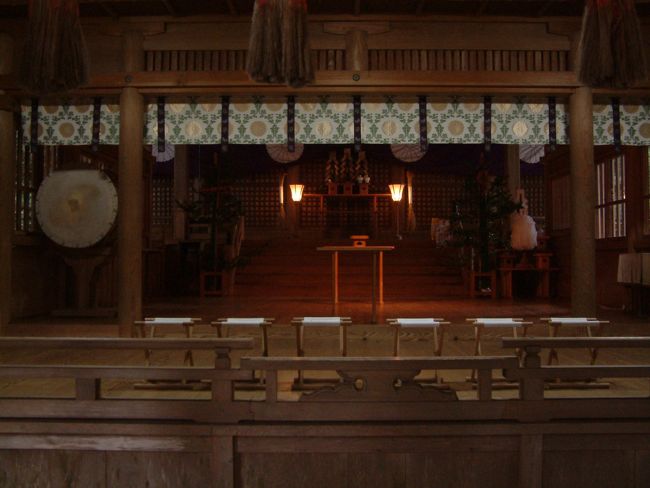 高千穂神社の拝殿。<br /><br />熊本方面へ進路を取る。<br />