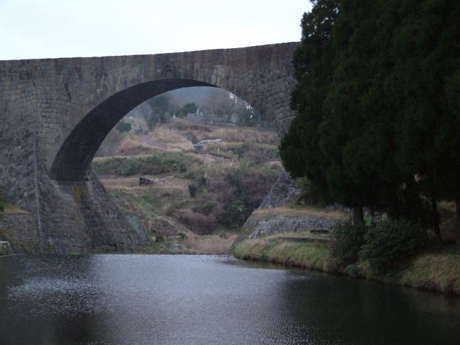 高千穂から218号線を西進。<br />熊本県に入る。<br />山都町には日本最大の水道鏡であるところの通潤橋がある。<br />