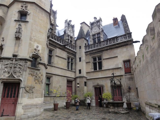 「中世美術館」　です。<br /><br /><br />見応えは正直ないかもしれません。