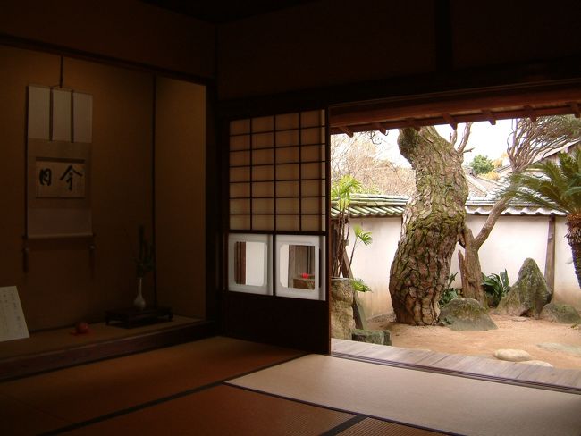 武家屋敷を拝観。