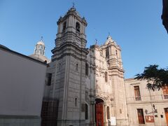 ラス・ナザレス教会 (Iglesia Las Nazarenas)