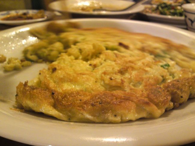 おしゃべりが楽しくて、料理の写真を全然撮っていませんでした（汗<br /><br />台湾人の友をしょうかいいしてくれた友人Ｔの好物、切り干し大根オムレツだけはかろうじて撮りました。