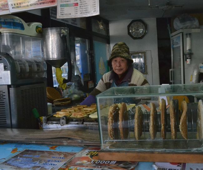 こういうのも食べてみたかったけど、我慢我慢。