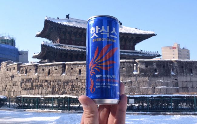 寒いけど、アイスが食べたかったので、セブンイレブンへ。<br />アイスを買うのはやめて、エナジージャージ。<br /><br />この後、くまこちゃんを待つことに・・・。<br />でも、迷子になっちゃったので、お迎えに行きました。<br /><br />くまこちゃんの旅行記は、こちら。<br />http://4travel.jp/traveler/marcus_lion_coon/album/10733182/