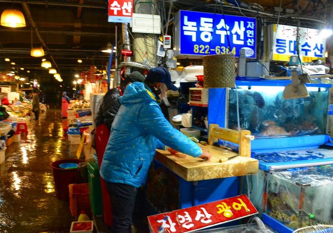 魚がいっぱい、海老もカニもいっぱい！！