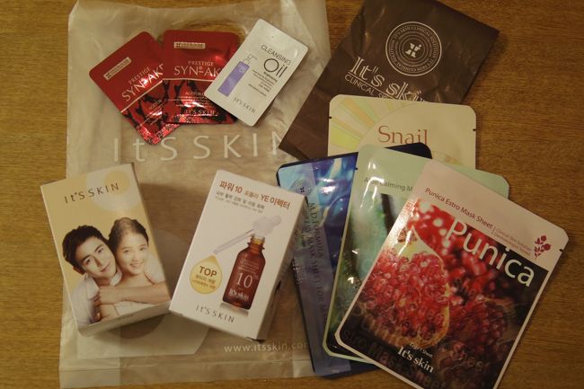 it's SKIN<br /><br />あまりしっくりこなかったので<br />マスクを数枚