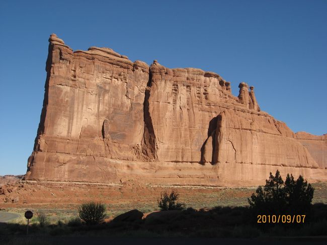 翌日もアーチーズの公園を見て周りました。