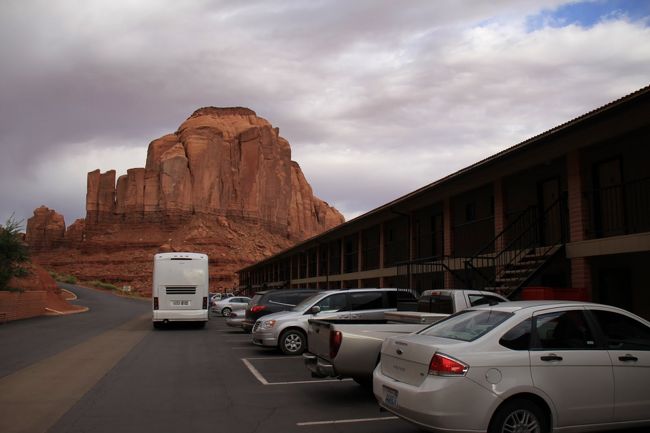 宿の後ろ側です