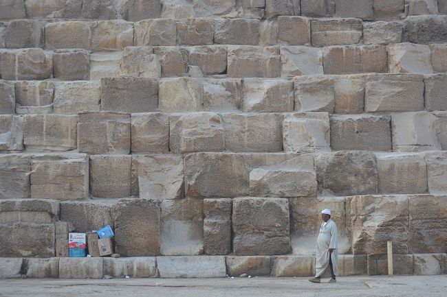 ひとつの石はこんなにでっかい