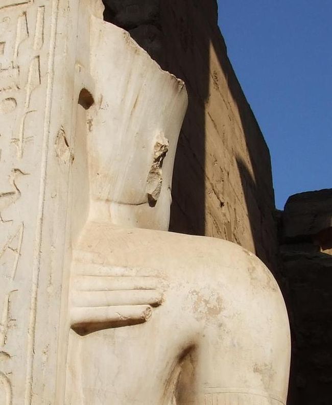 アンケセナーメンの手