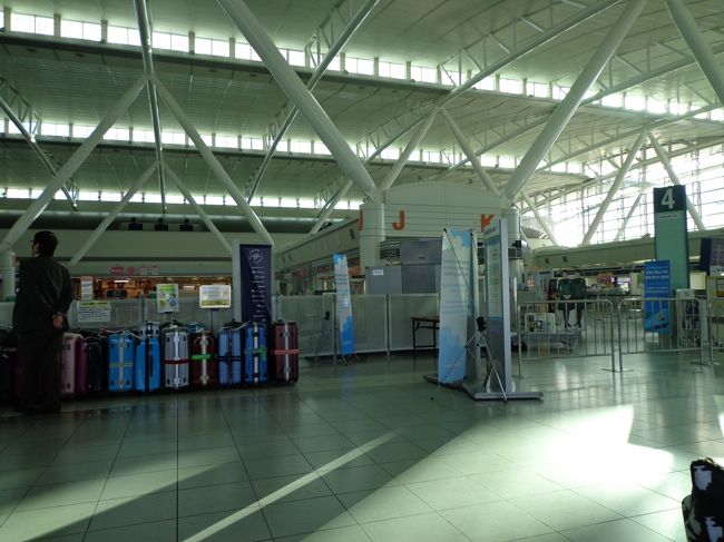 毎度毎度福岡空港国際線から。