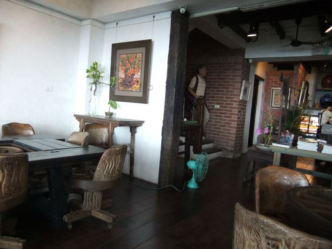 ここ穴場でした。<br /><br />ちょっと外れにあるので、人も少なくて。<br /><br />落ち着きます。