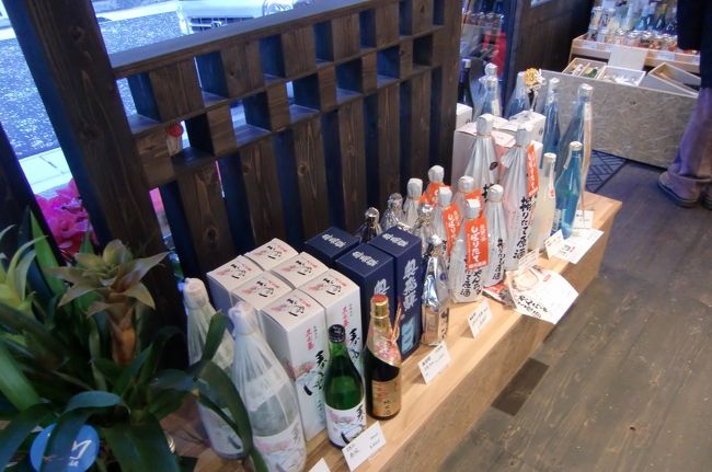 こじんまりとした店内は意外とお客さんも多くてキレイ☆☆☆