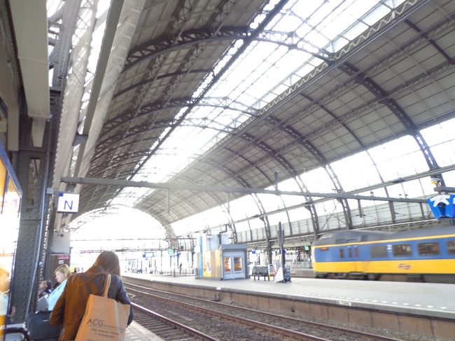 タリス待ちなう。