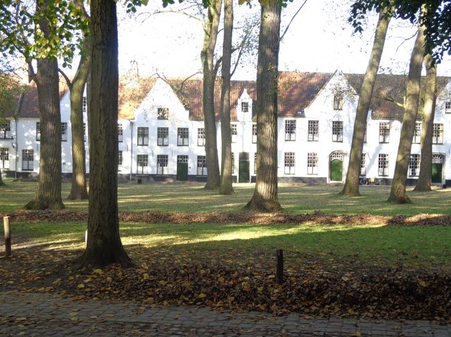 ペギン会修道院です。思ったよりこじんまりとしていました。