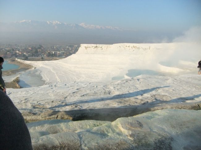 世界遺産はすごいですね。<br /><br />それよりも世界遺産で足湯できるってことがすごいですよね。<br /><br />