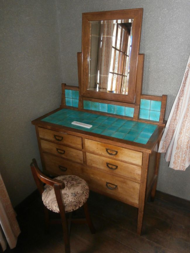 ２階にも部屋がたくさんありとても見応えがあります。