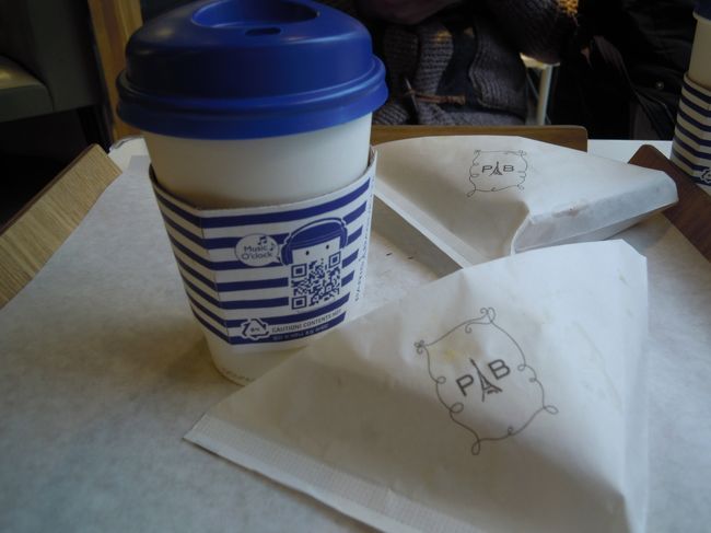 ★PARIS　BAGUETTE ★<br /><br /><br />モーニングセット　3500W<br /><br />アメリカーノは飲みきれないくらいの量でした<br />あら、サンドイッチが撮れてないですね（笑）