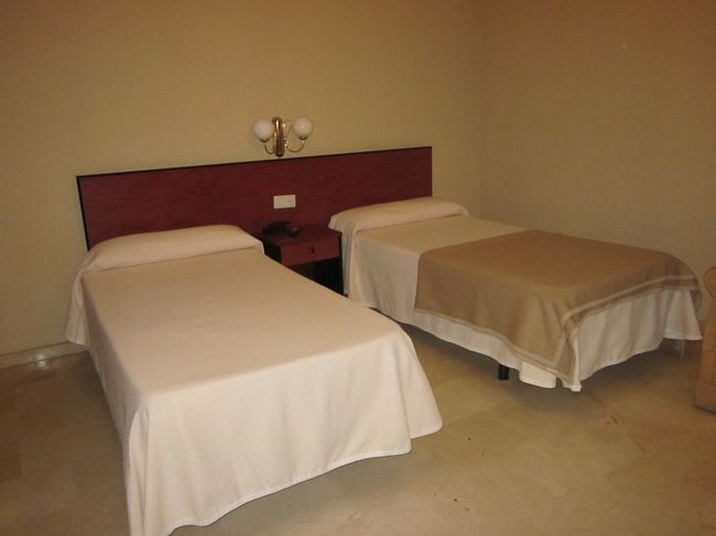 1泊27ユーロ(約3,100円)の部屋です。<br /><br />