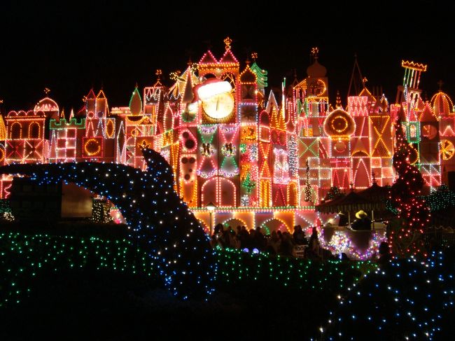 スモワのライトアップすごい！日本もこんなだっけ・・？