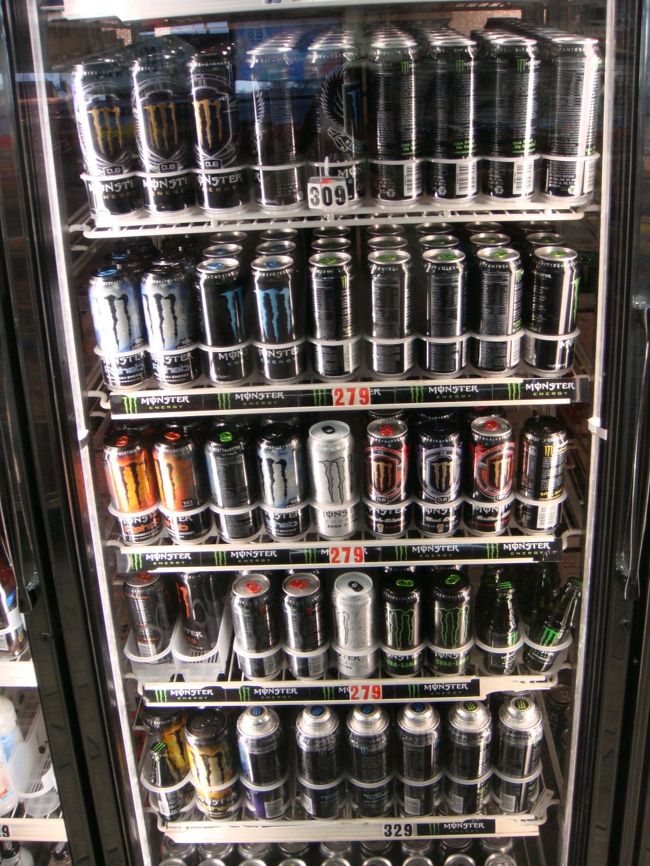 関係ないけどモンスター（飲み物）の種類が豊富だった