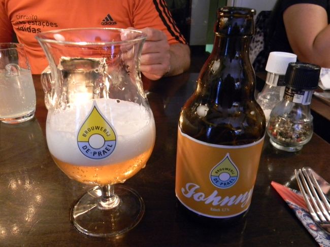 オランダビールはさすが苦みが強いです。かなり苦手かもです。