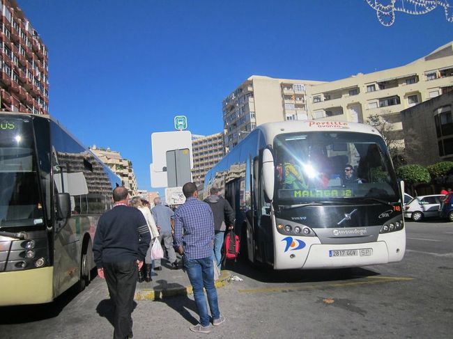ラ・リネアから約2時間半でトレモリーノスに到着です。