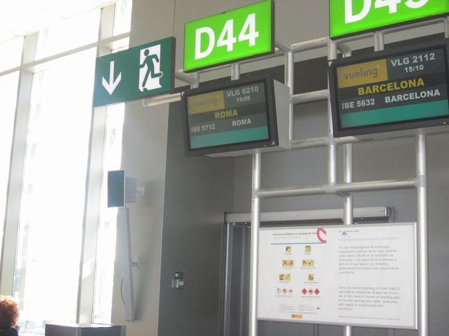 ブエリング航空は、バルセロナをハブとするスペインのLCCで、イタリア方面の路線も充実しています。<br /><br />★ブエリング航空のサイトはコチラ<br />http://www.vueling.com/EN/<br />