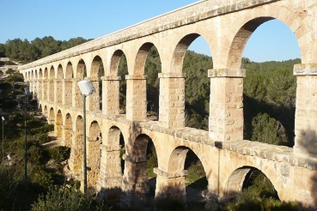 ラスファレラス水道橋。