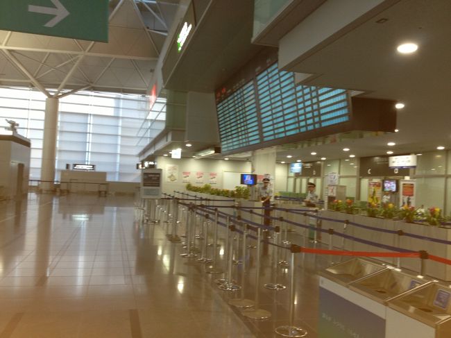 <br />　５日出発だと、こんなに空いているセントレア